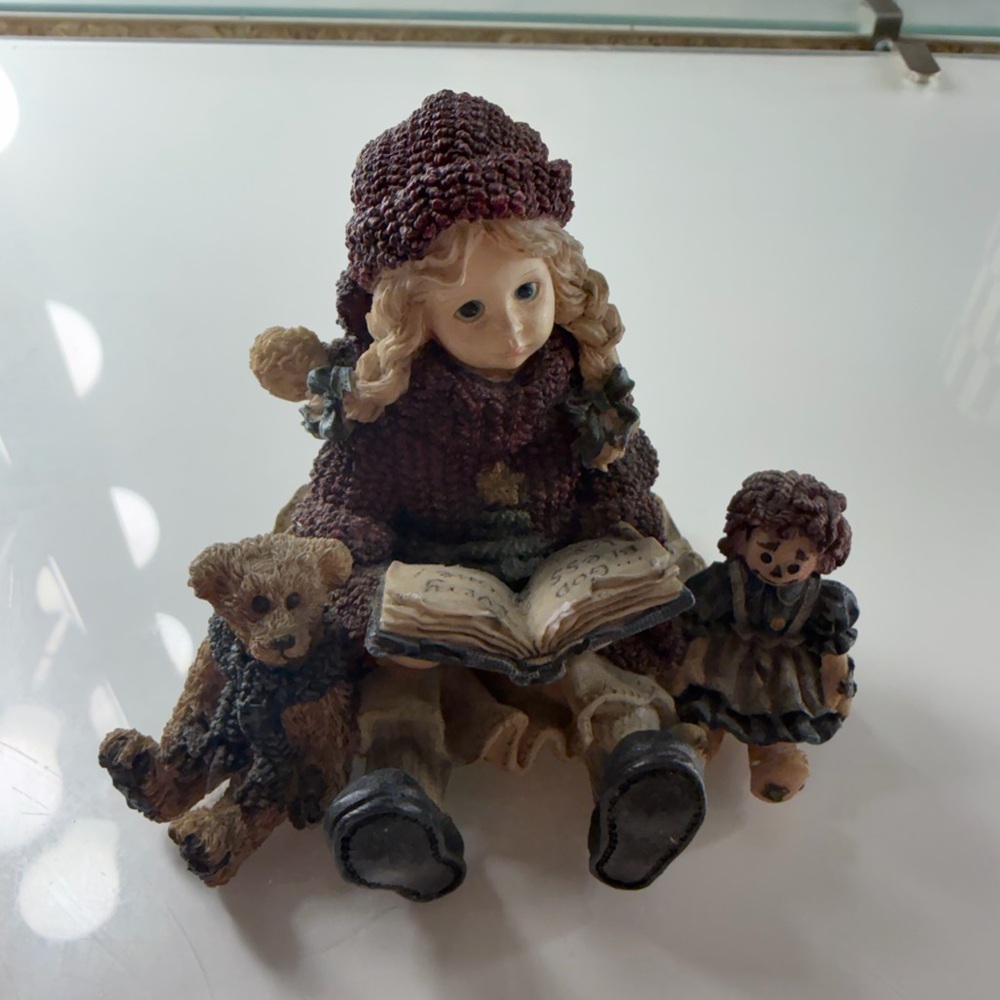 Yesterday’s Child Dollstone Megan Elliot Annie Figurine 1995 Numbered